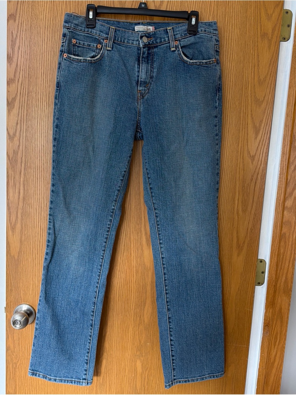 Vintage Levi's Women's 505 Straight Leg Jeans Size 12M Medium Wash Cotton
